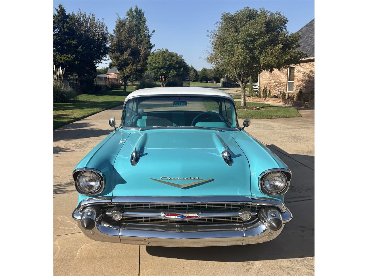 Chevrolet-Bel-air-1957-Turquoise-and-white-Turquoise-and-black-1
