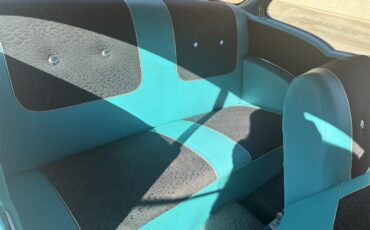 Chevrolet-Bel-air-1957-Turquoise-and-white-Turquoise-and-black-13