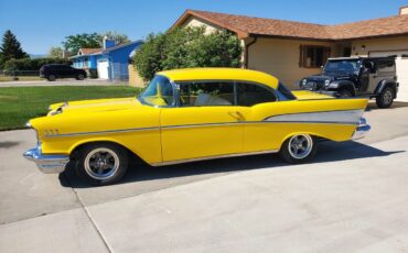 Chevrolet-Bel-air-1957-Yellow-White
