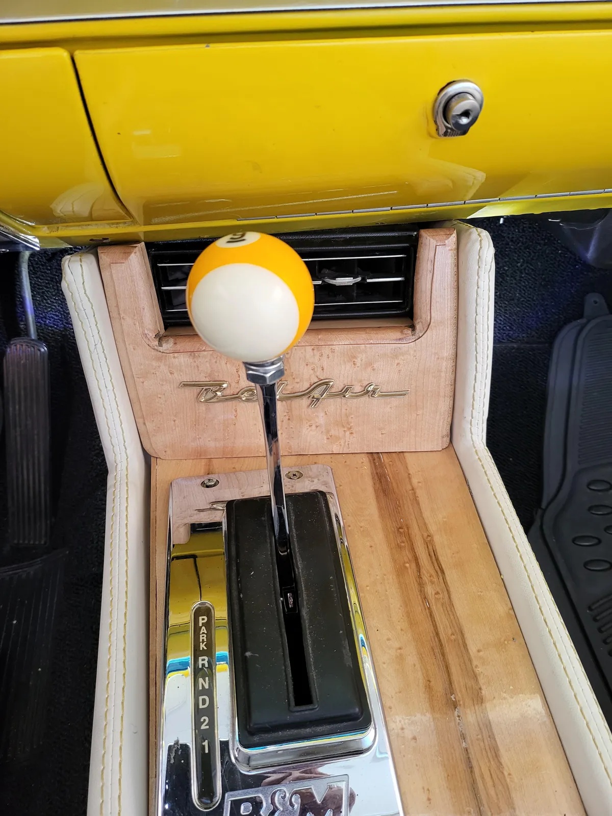 Chevrolet-Bel-air-1957-Yellow-White-4