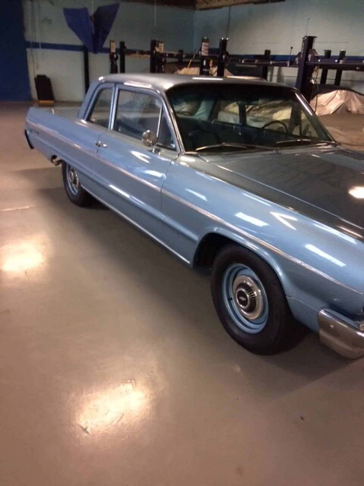 Chevrolet-Bel-air-1964-Silver-Blue-Poly-Blue-6