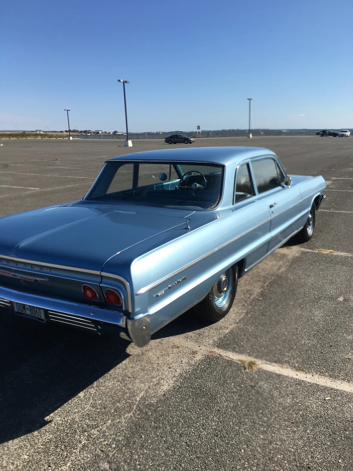 Chevrolet-Bel-air-1964-Silver-Blue-Poly-Blue