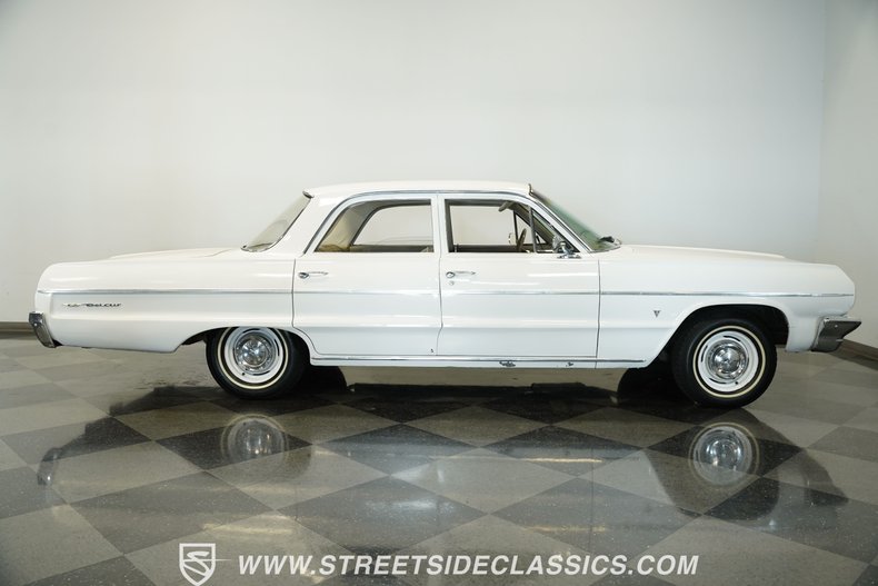 Chevrolet-Bel-air-1964-White-Fawn-24