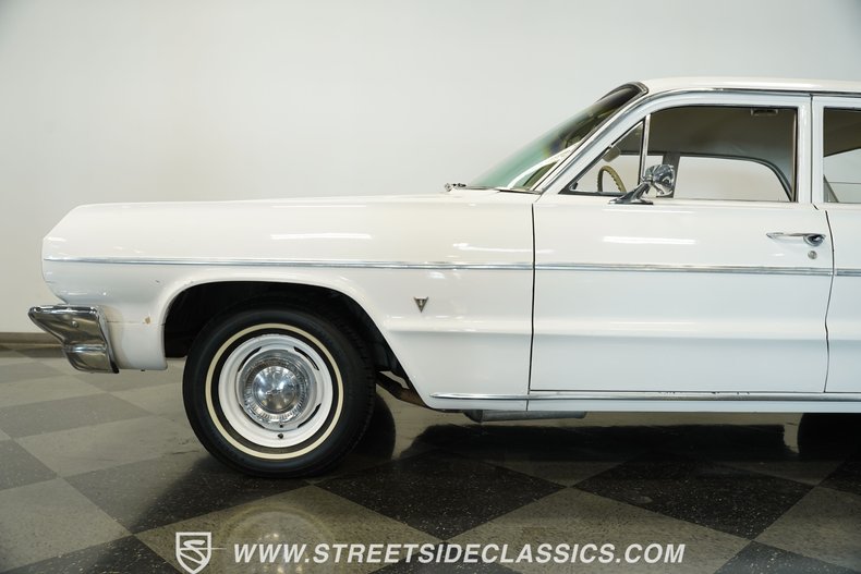 Chevrolet-Bel-air-1964-White-Fawn-32