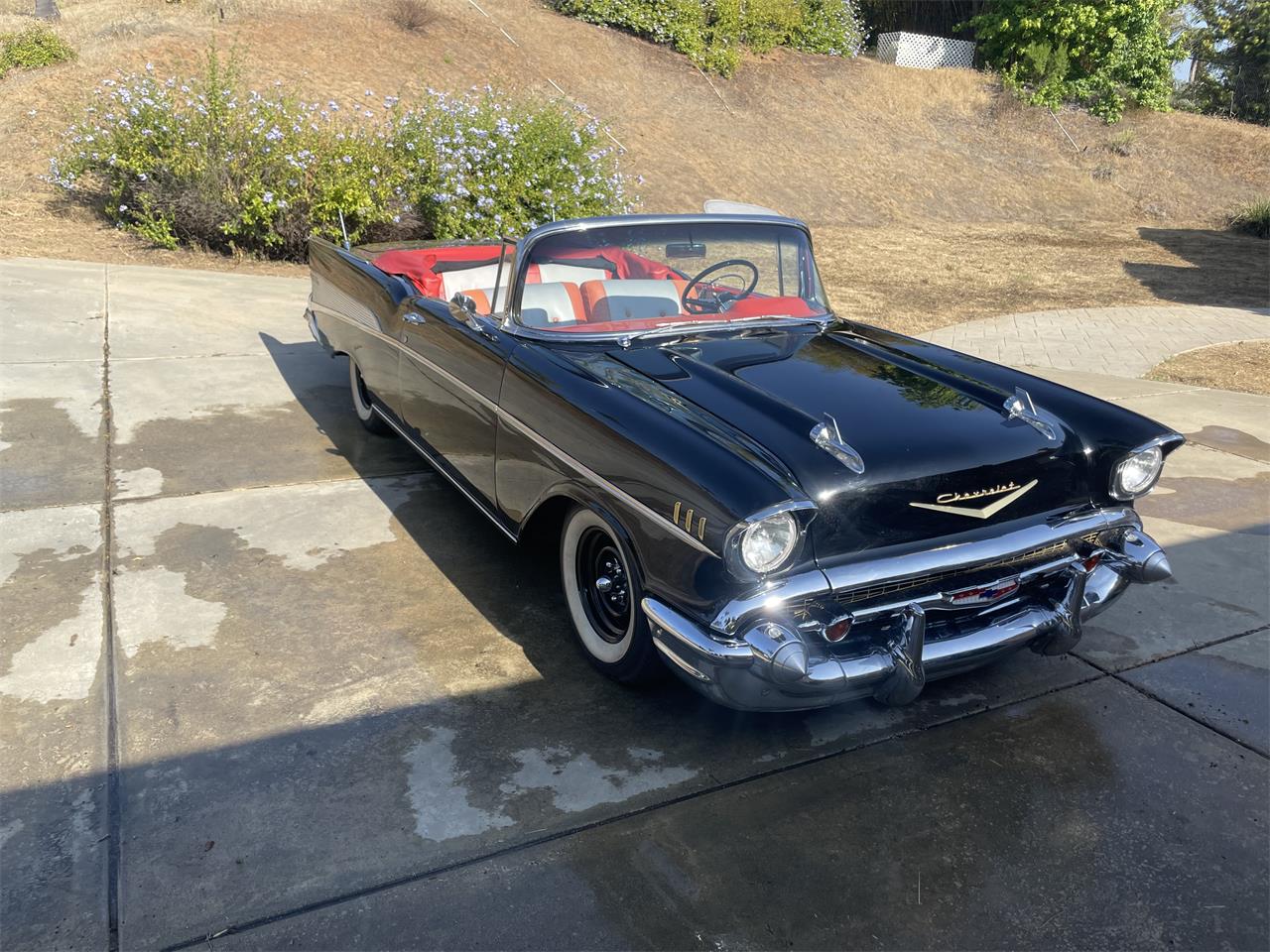 Chevrolet-Bel-air-convertible-1957-Black-RedSilver-2