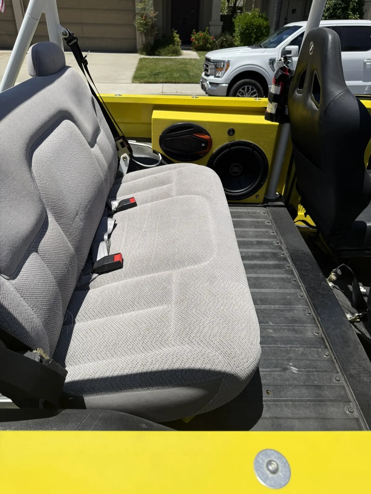 Chevrolet-Blazer-1975-Yellow-Black-Grey-12
