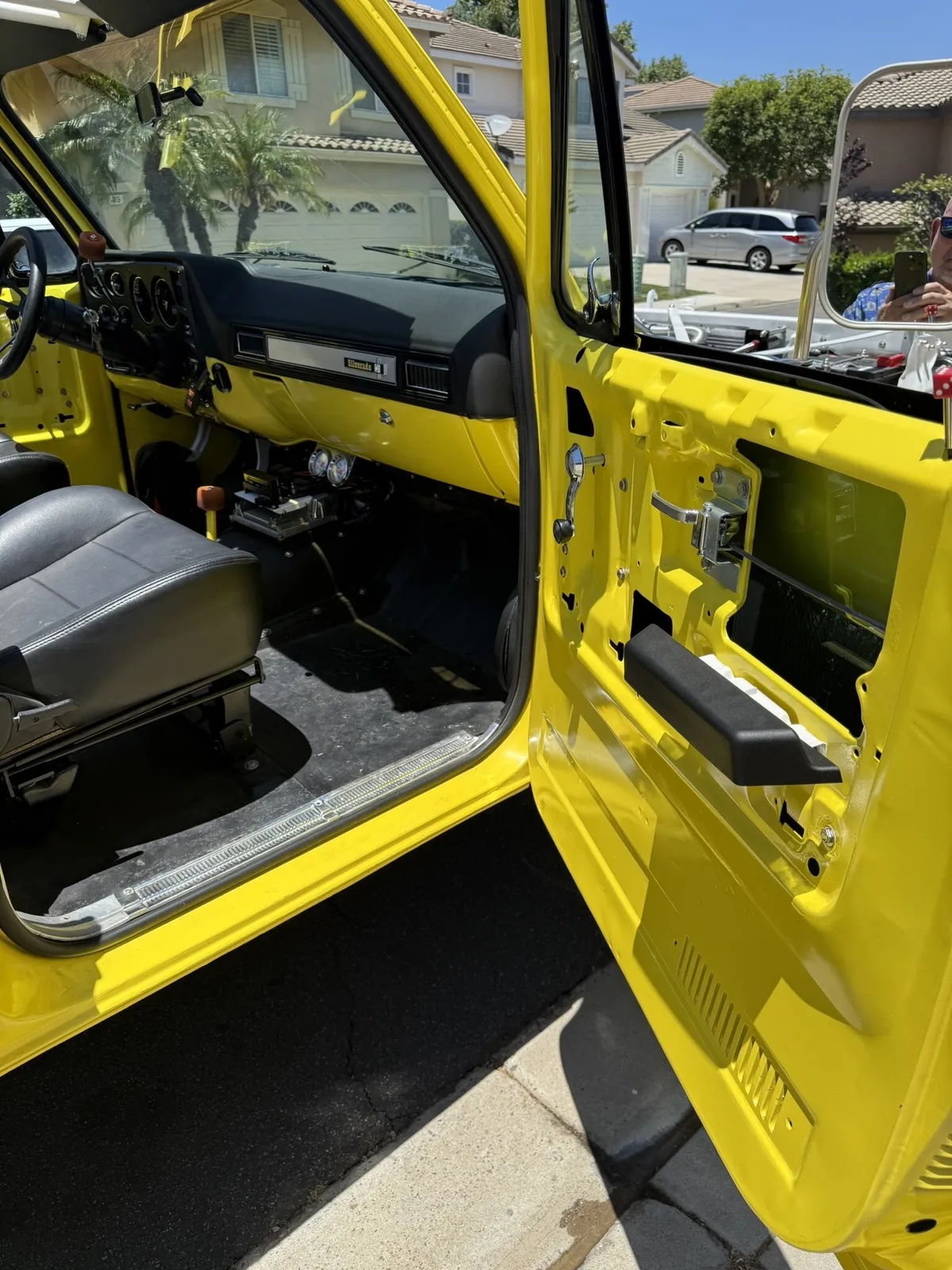 Chevrolet-Blazer-1975-Yellow-Black-Grey-13