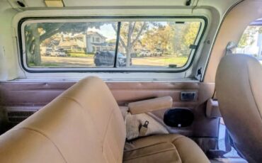 Chevrolet-Blazer-1987-SUV-16
