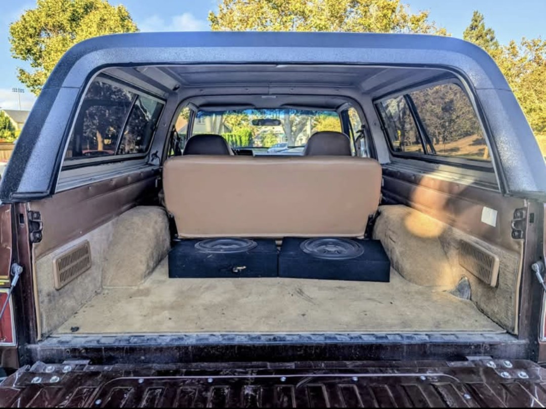 Chevrolet-Blazer-1987-SUV-18