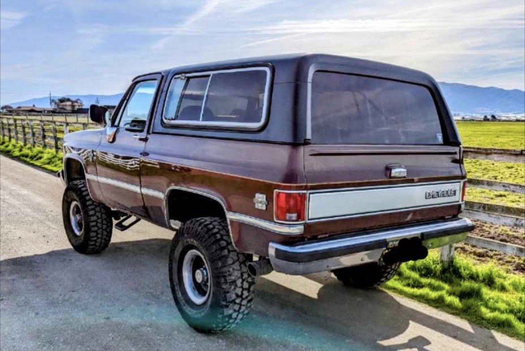 Chevrolet-Blazer-1987-SUV-2