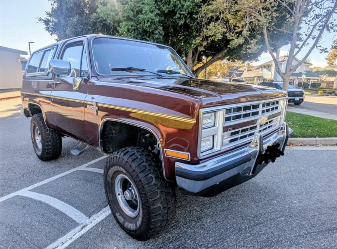 Chevrolet-Blazer-1987-SUV-6