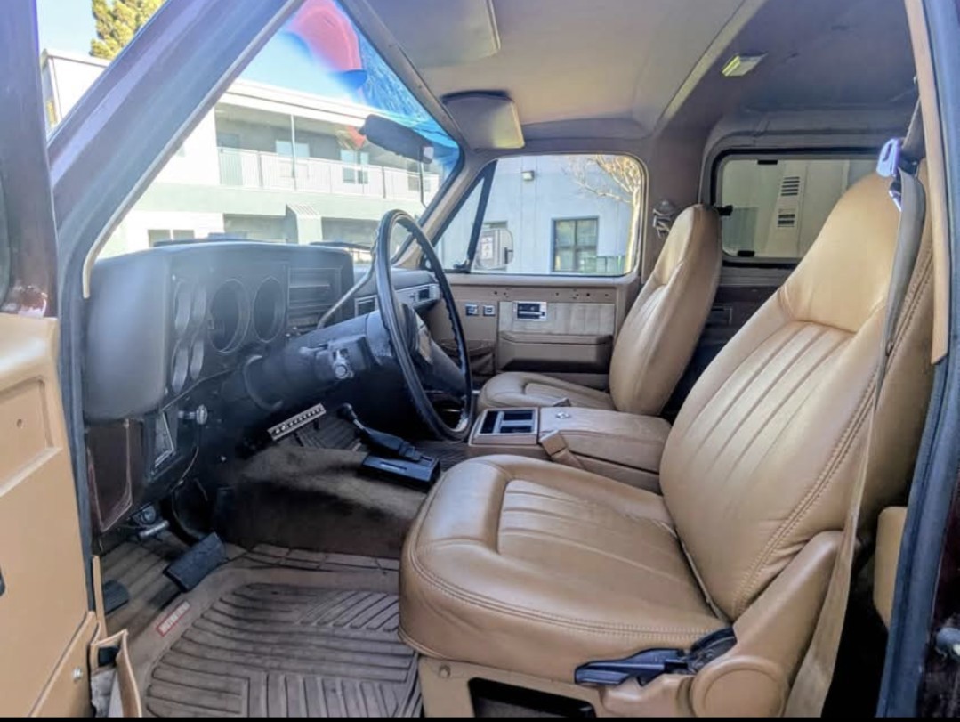 Chevrolet-Blazer-1987-SUV-9