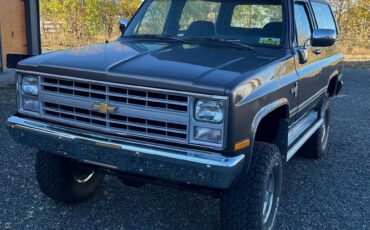 Chevrolet-Blazer-1988-SUV-1