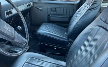 Chevrolet-Blazer-1988-SUV-11