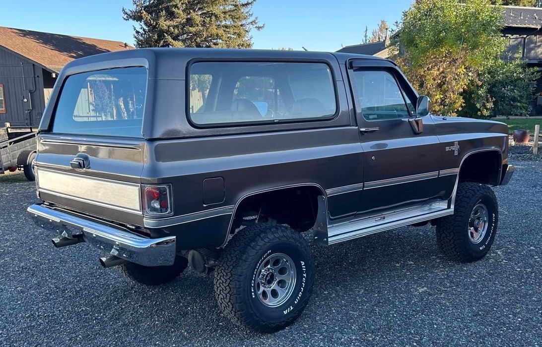 Chevrolet-Blazer-1988-SUV-7