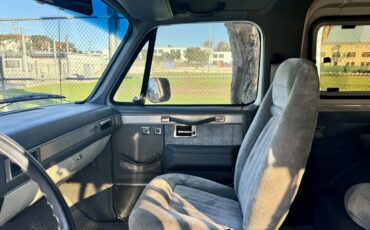 Chevrolet-Blazer-1988-White-Gray-12