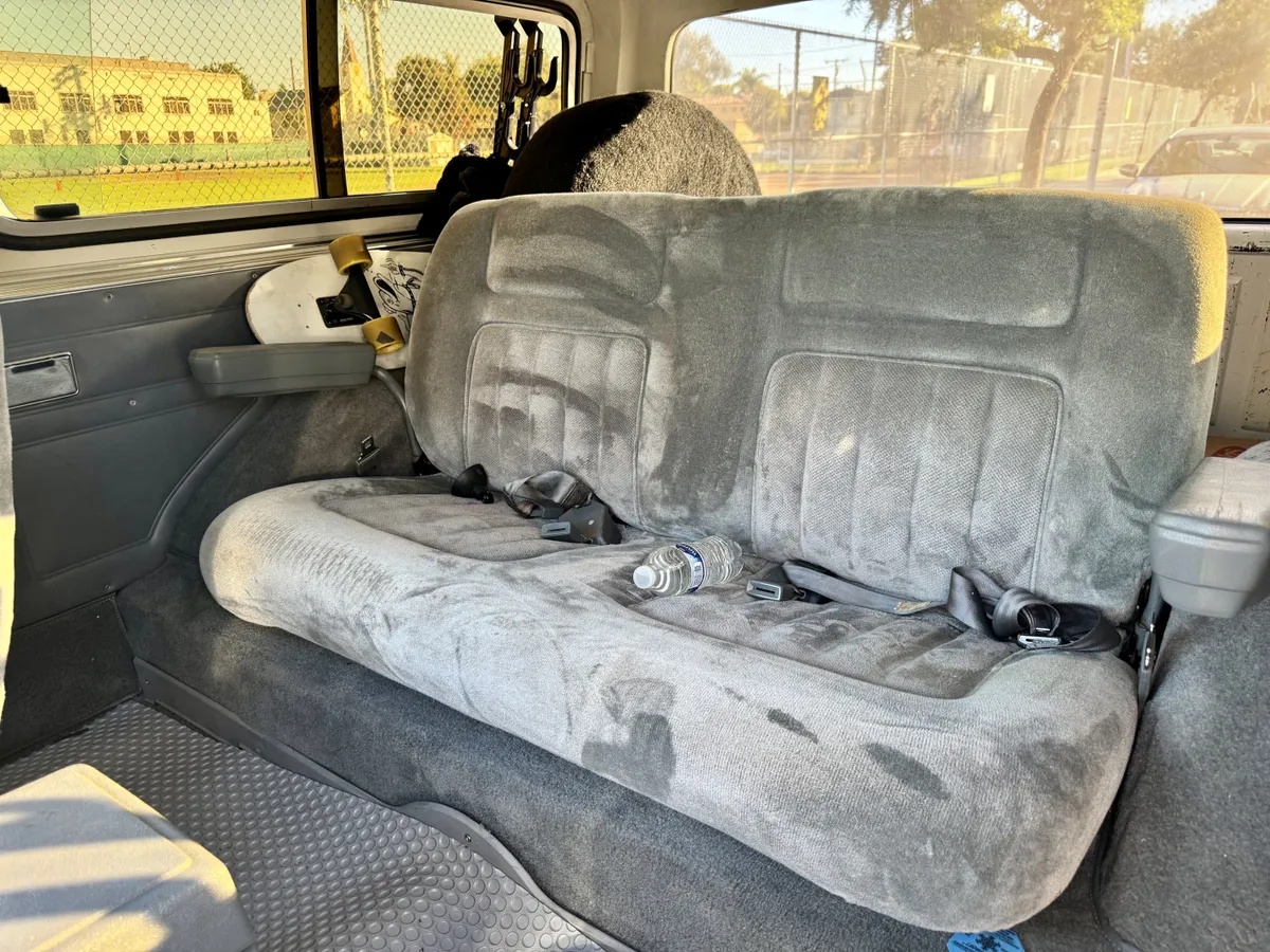 Chevrolet-Blazer-1988-White-Gray-13