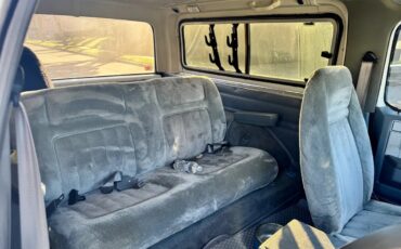 Chevrolet-Blazer-1988-White-Gray-9