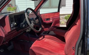 Chevrolet-Blazer-1994-Black-Red