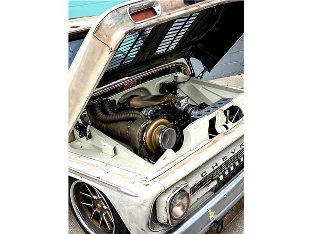 Chevrolet-C-10-1964-Truck-1