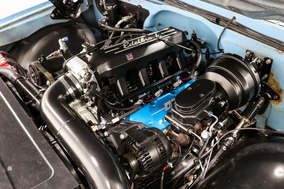Chevrolet-C-10-1967-Pickup-Truck-11
