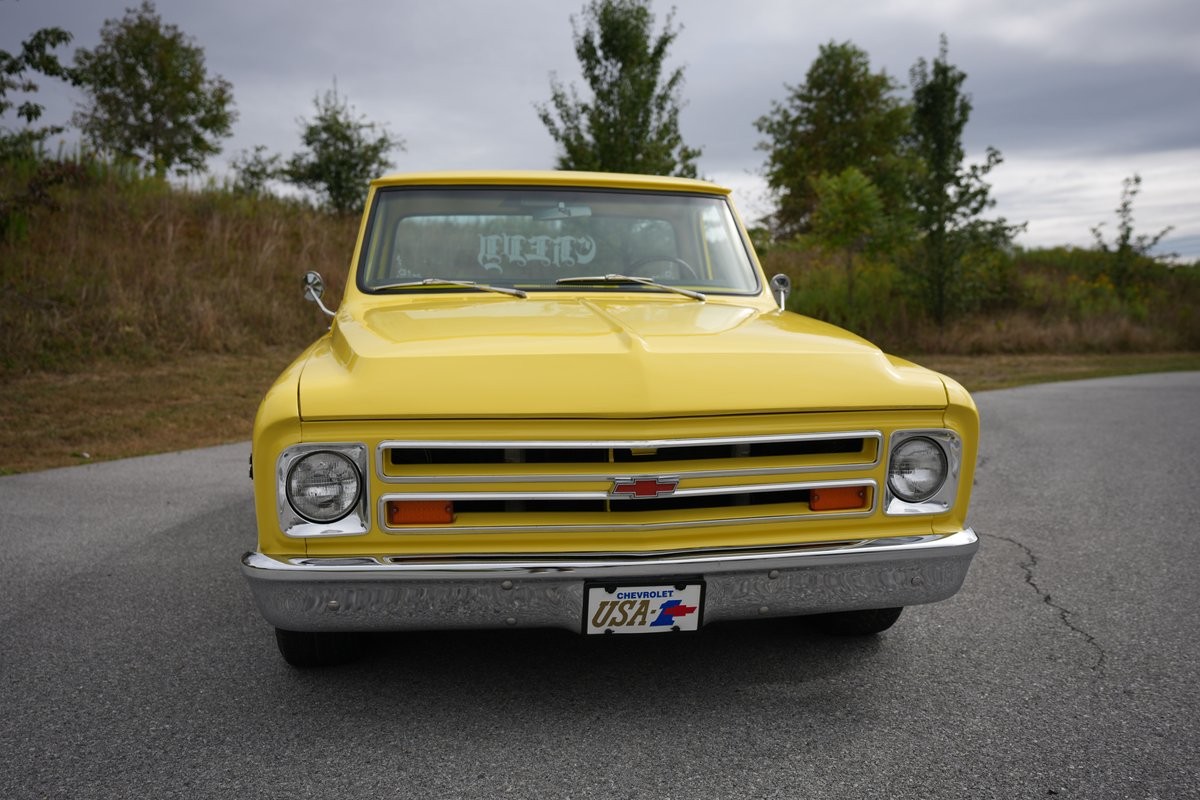 Chevrolet-C-10-1967-Truck-18