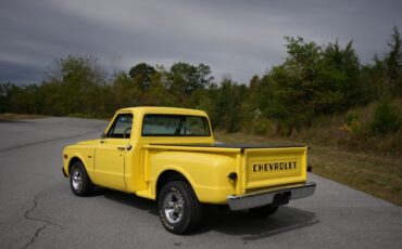 Chevrolet-C-10-1967-Truck-9