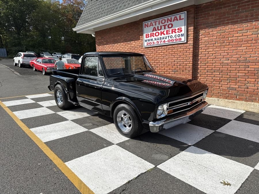 Chevrolet-C-10-1968-Standard-Cab-Pickup-1