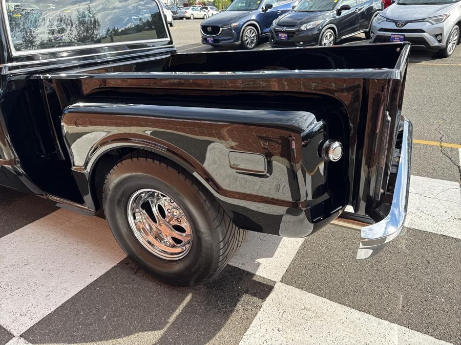 Chevrolet-C-10-1968-Standard-Cab-Pickup-11