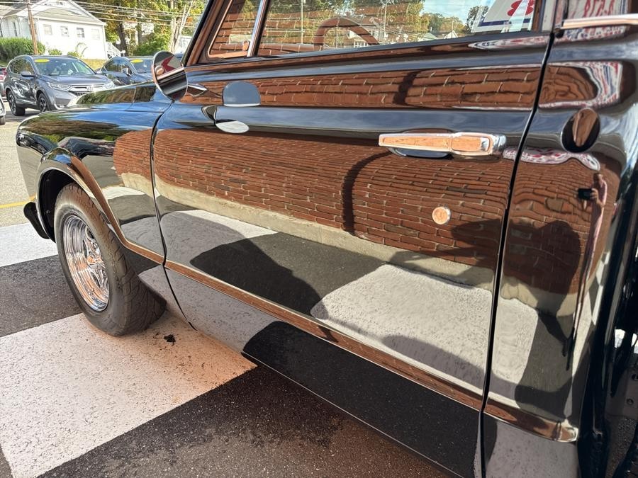 Chevrolet-C-10-1968-Standard-Cab-Pickup-13