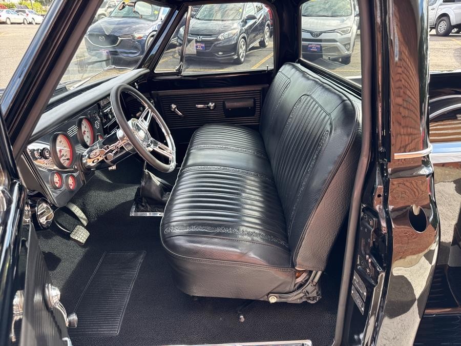 Chevrolet-C-10-1968-Standard-Cab-Pickup-22