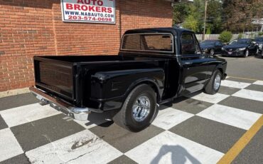 Chevrolet-C-10-1968-Standard-Cab-Pickup-3
