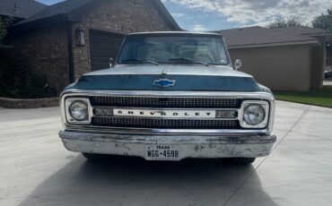 Chevrolet-C-10-1969-Standard-Cab-Pickup-2