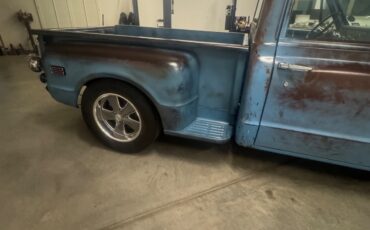 Chevrolet-C-10-1969-Standard-Cab-Pickup-3