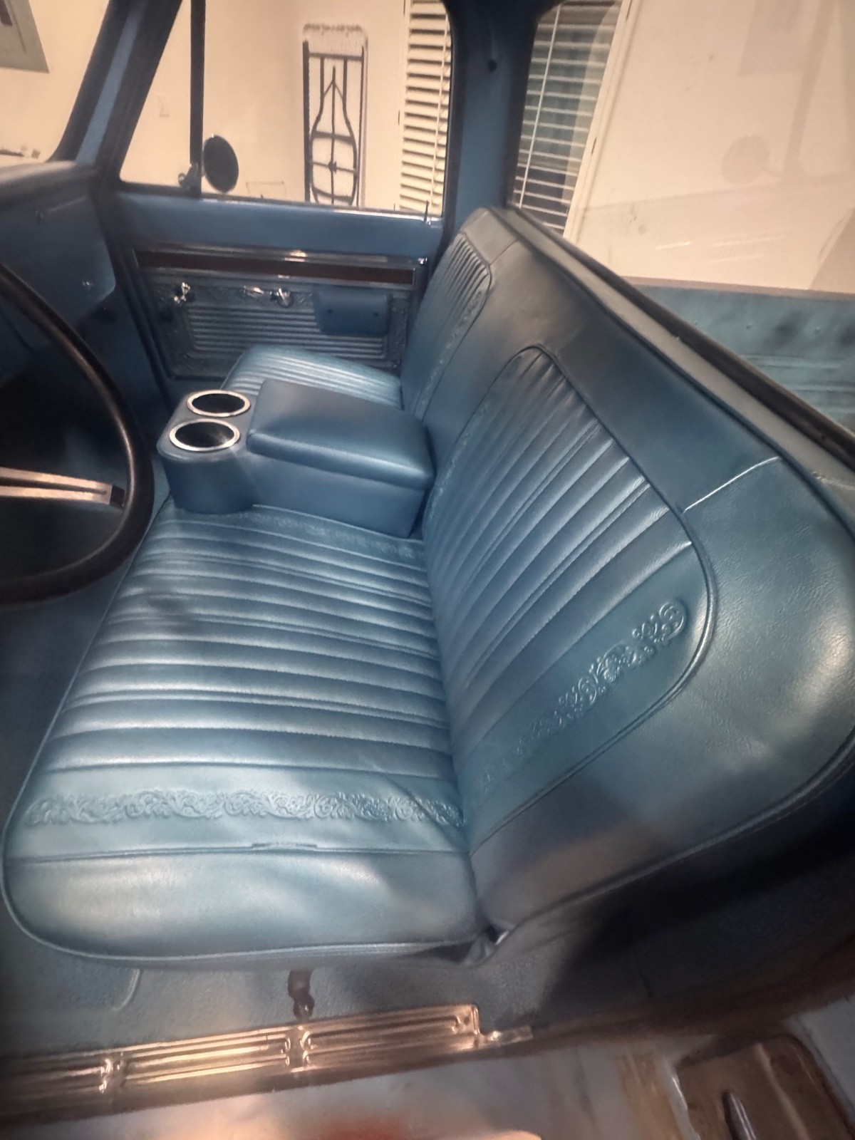 Chevrolet-C-10-1969-Standard-Cab-Pickup-32