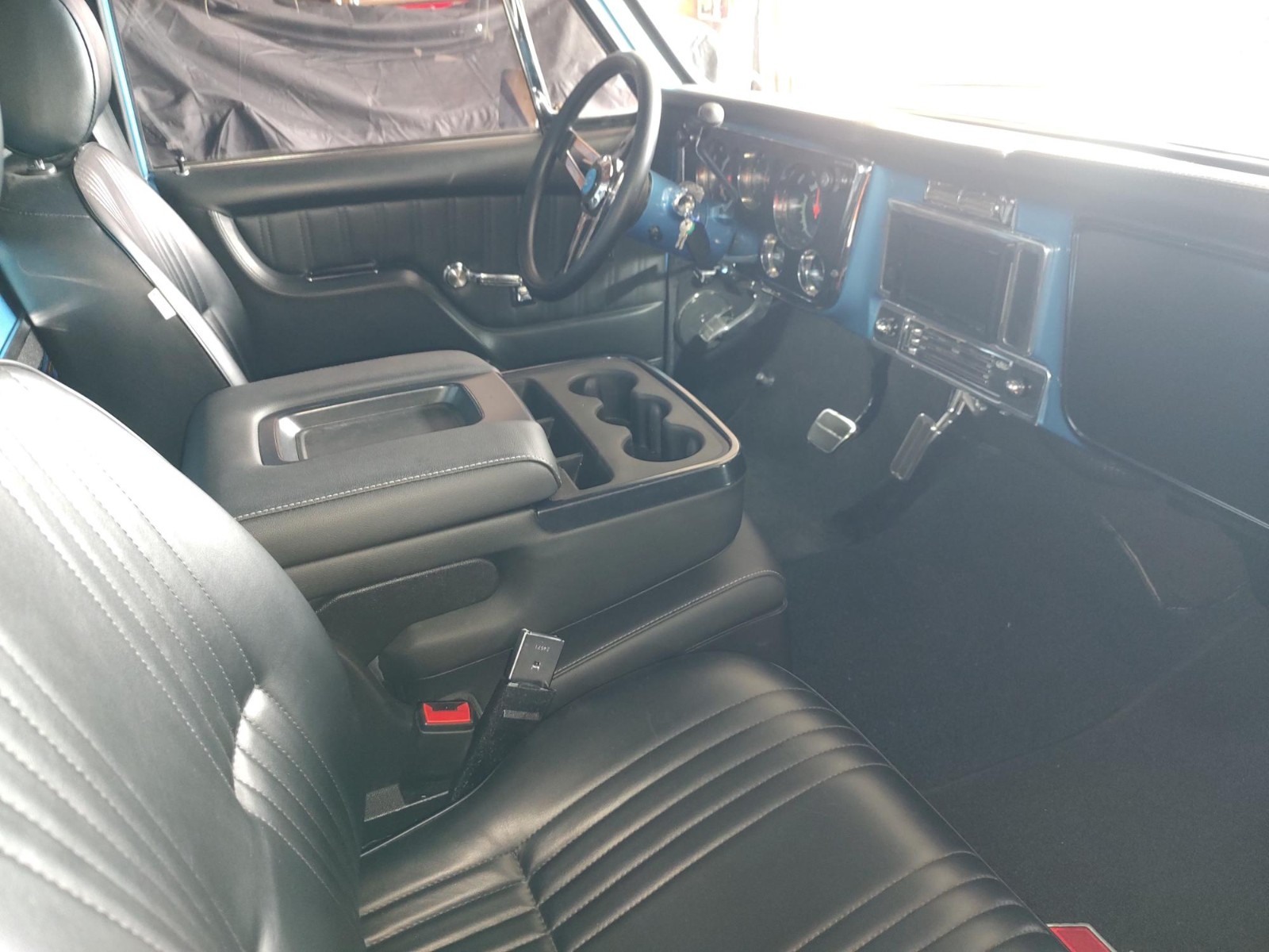 Chevrolet-C-10-1970-Standard-Cab-Pickup-21