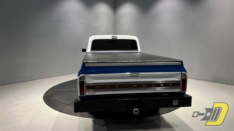 Chevrolet-C-10-1972-Pickup-5