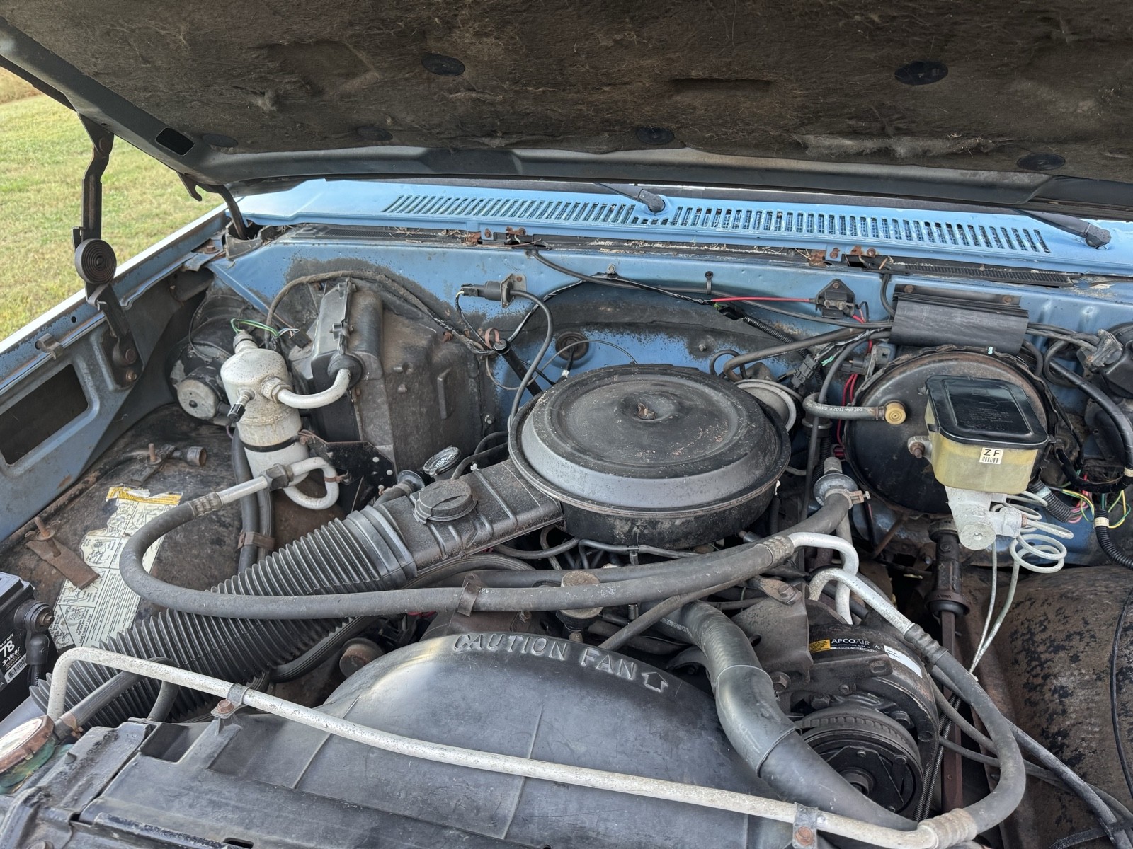 Chevrolet-C-10-1984-19