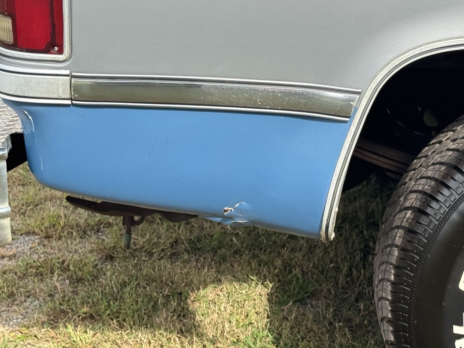 Chevrolet-C-10-1984-6