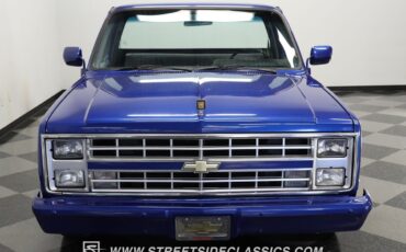 Chevrolet-C-10-1986-Pickup-Truck-15