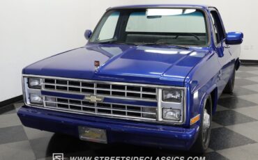Chevrolet-C-10-1986-Pickup-Truck-16