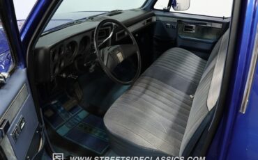 Chevrolet-C-10-1986-Pickup-Truck-4