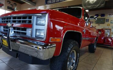 Chevrolet-C-10-1986-Truck-15