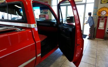 Chevrolet-C-10-1986-Truck-22