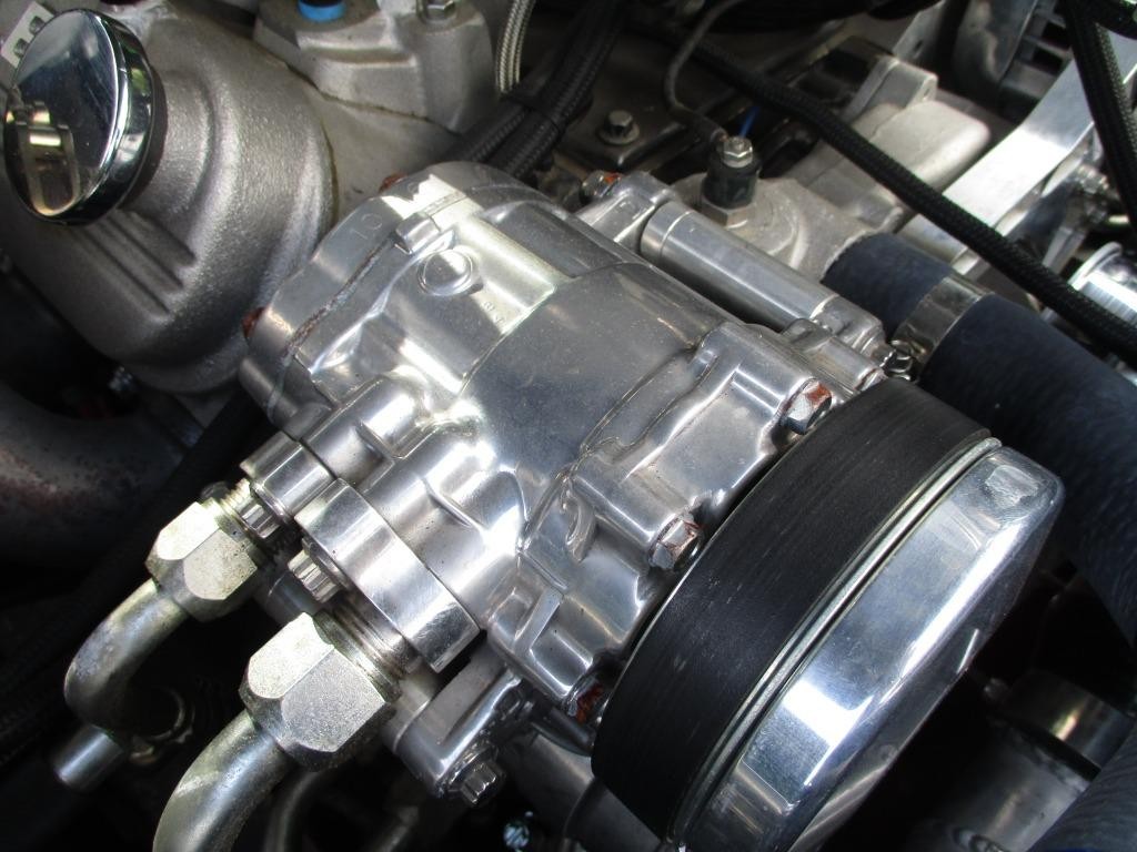 Chevrolet-C-10-LS-Twin-Turbo-Resto-Mod-1967-37