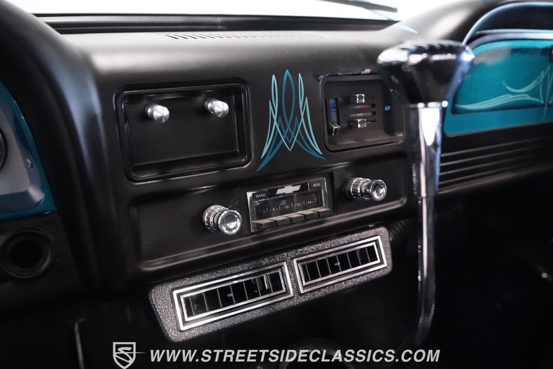 Chevrolet-C10-1962-Flat-Black-Black-40