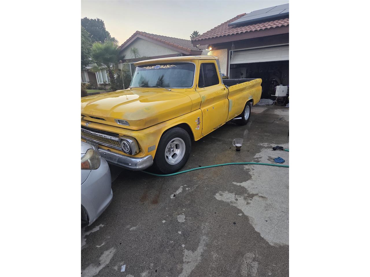 Chevrolet-C10-1963-Yellow-Black-1