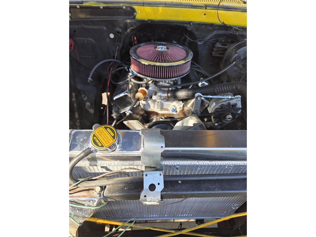 Chevrolet-C10-1963-Yellow-Black-10