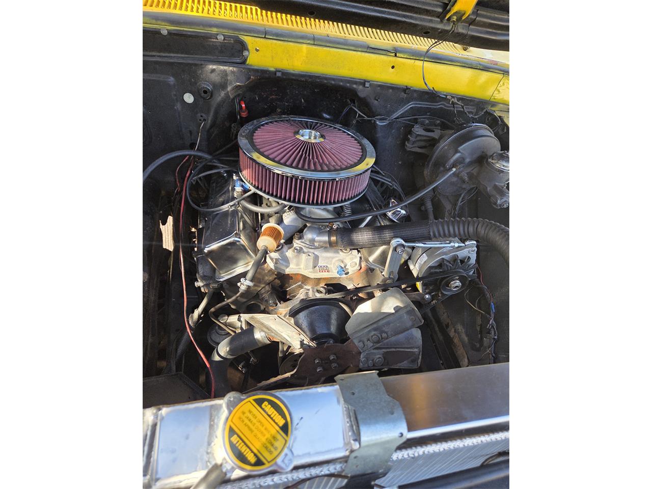 Chevrolet-C10-1963-Yellow-Black-8