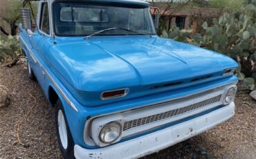 Chevrolet-C10-1966-BlueWhite-Tan-3